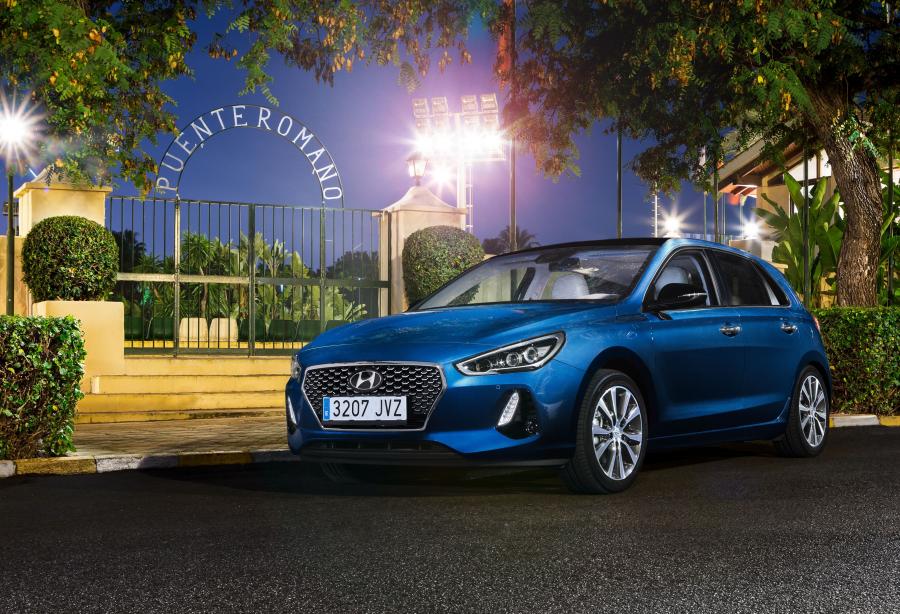  Hyundai i30 2017 года  (фото 21 из 43)